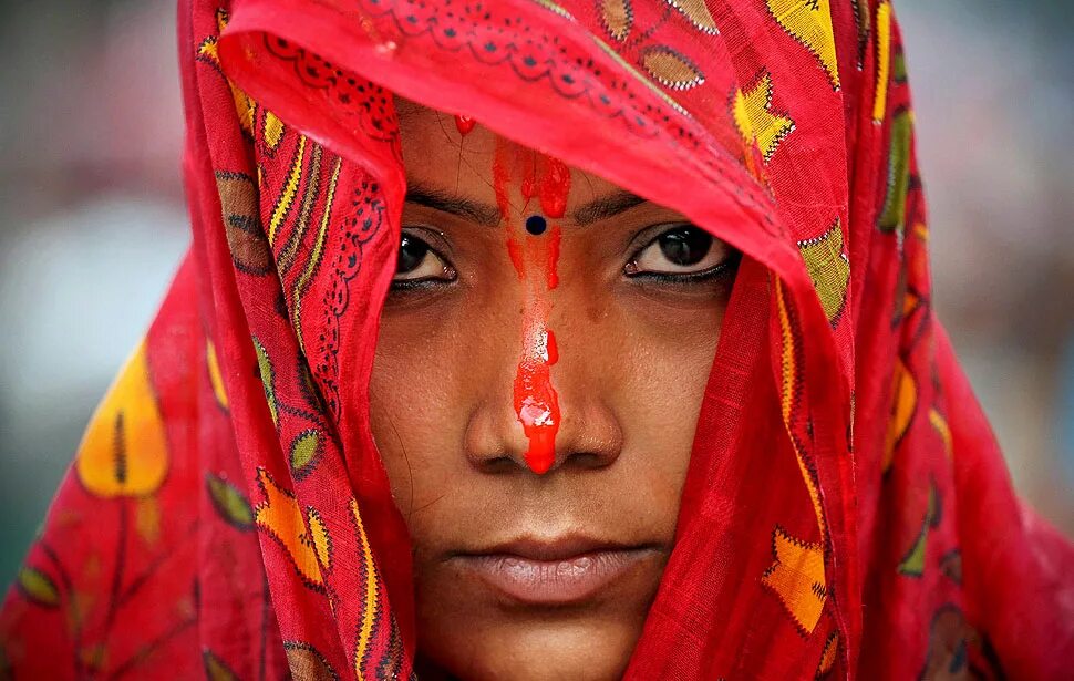 индийские девушки. бинди джоа. индийский бинди. индуска крупным планом. бинди в индии.