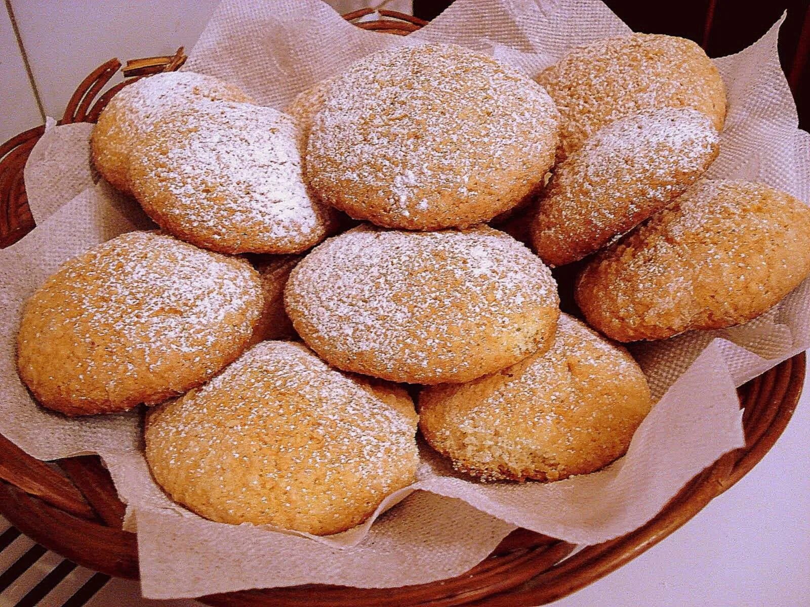 Рецепт вкусного печенья фото. Медовое печенье. Домашняя выпечка печенье. Медовое печенье мягкое. Медовое песочное печенье.