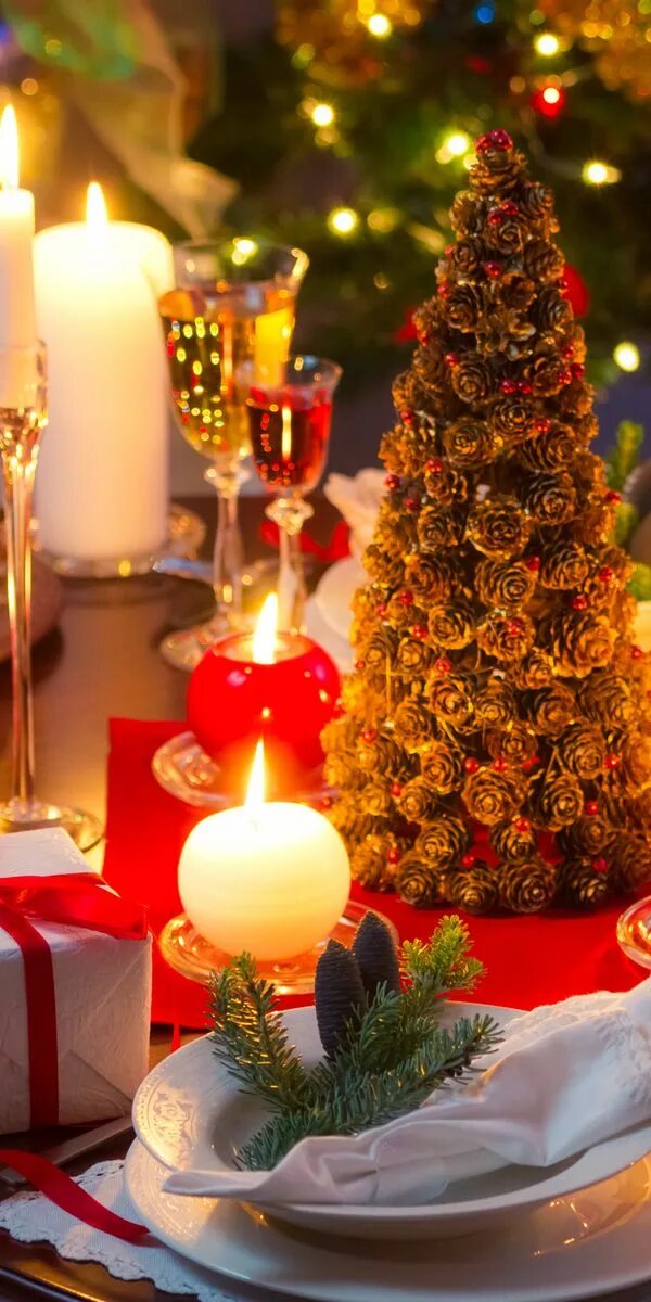 Обои на рабочий стол рождество. График работы в новогодние праздники. Новый год (праздник). Рождество нерабочий день. Новогодний стол.