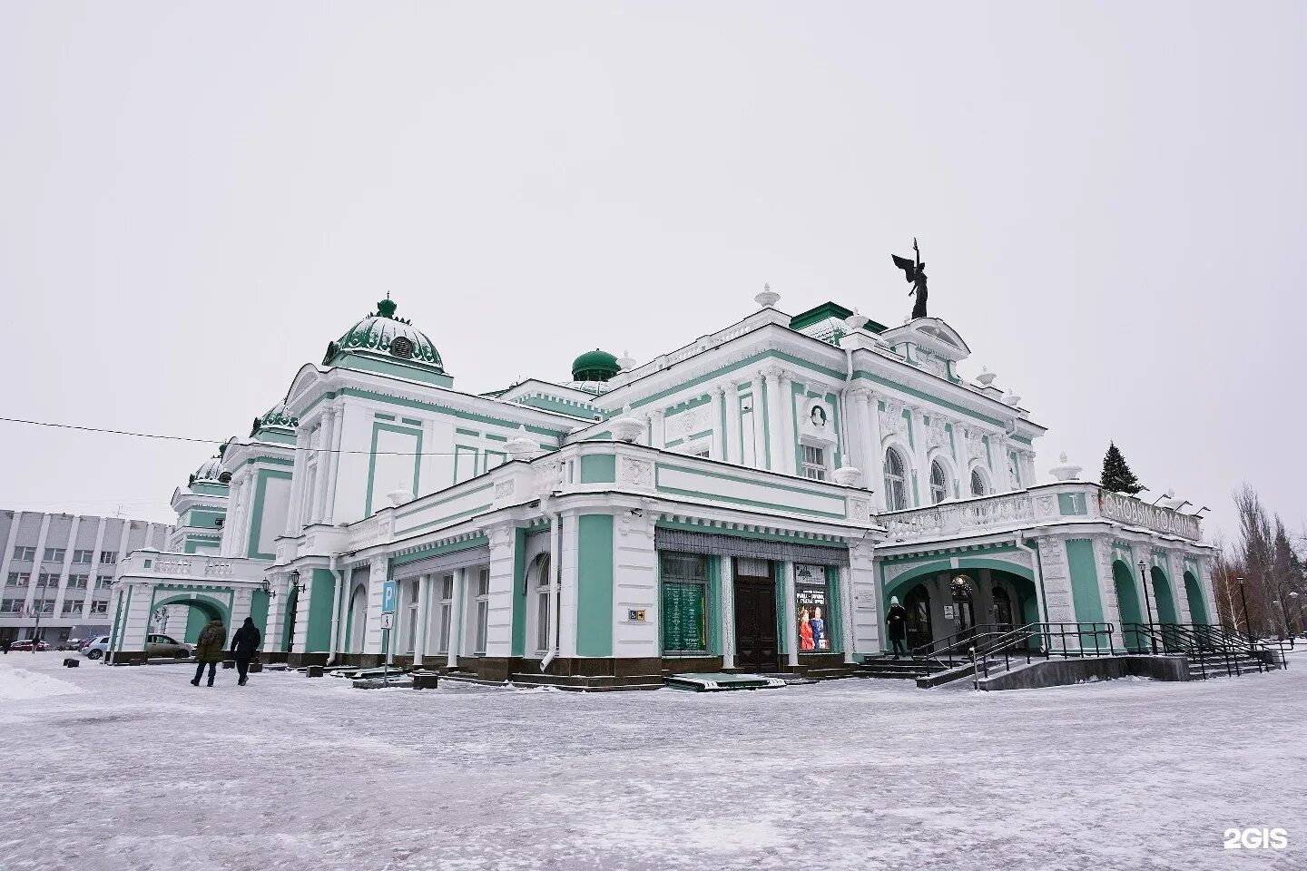 Театр драмы Омск. Омский гос Академический театр драмы. 2. Омский Академический театр драмы.. Театр драмы на Ленина Омск.