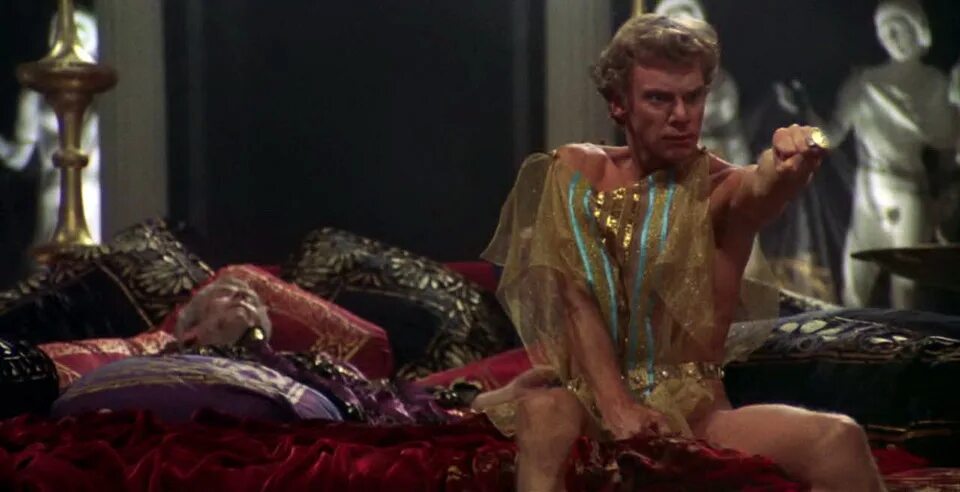 калигула 1979. калигула брасс. калигула брасс. хелен миррен калигула 2005. Caligula 1979 тинто брасс.