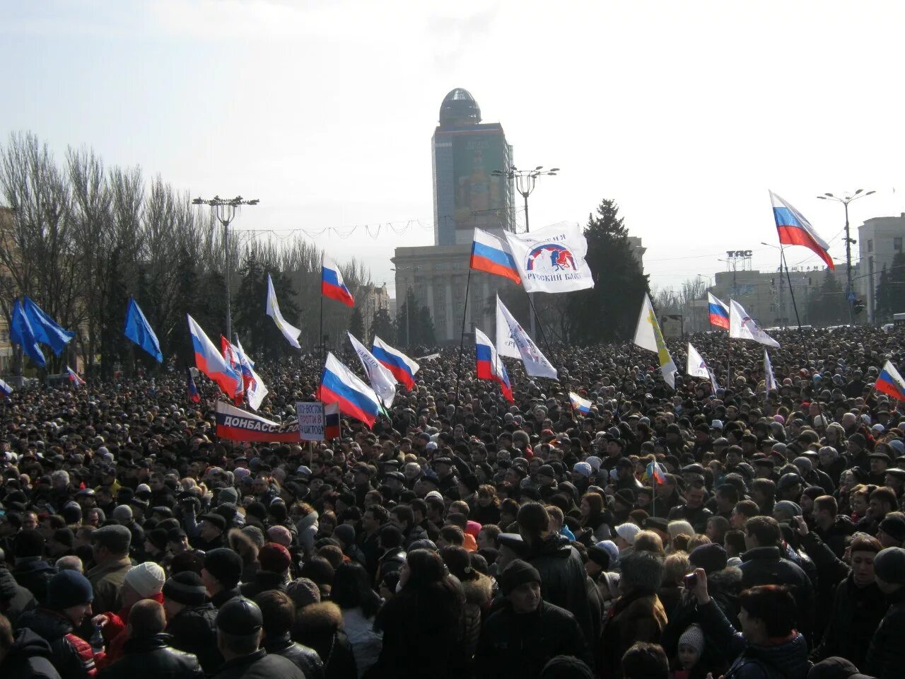 Новости рф донбасс. Донбасс. Донбасс март 2014.