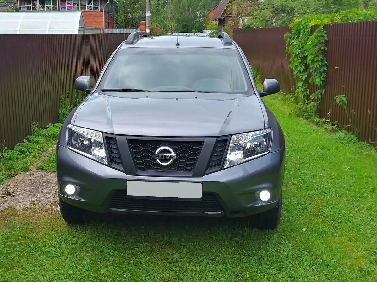 Дхо террано. Ниссан Террано. Решетка Nissan Terrano. Ниссан Террано 3 тонированный. Ниссан Террано радиаторная решетка.