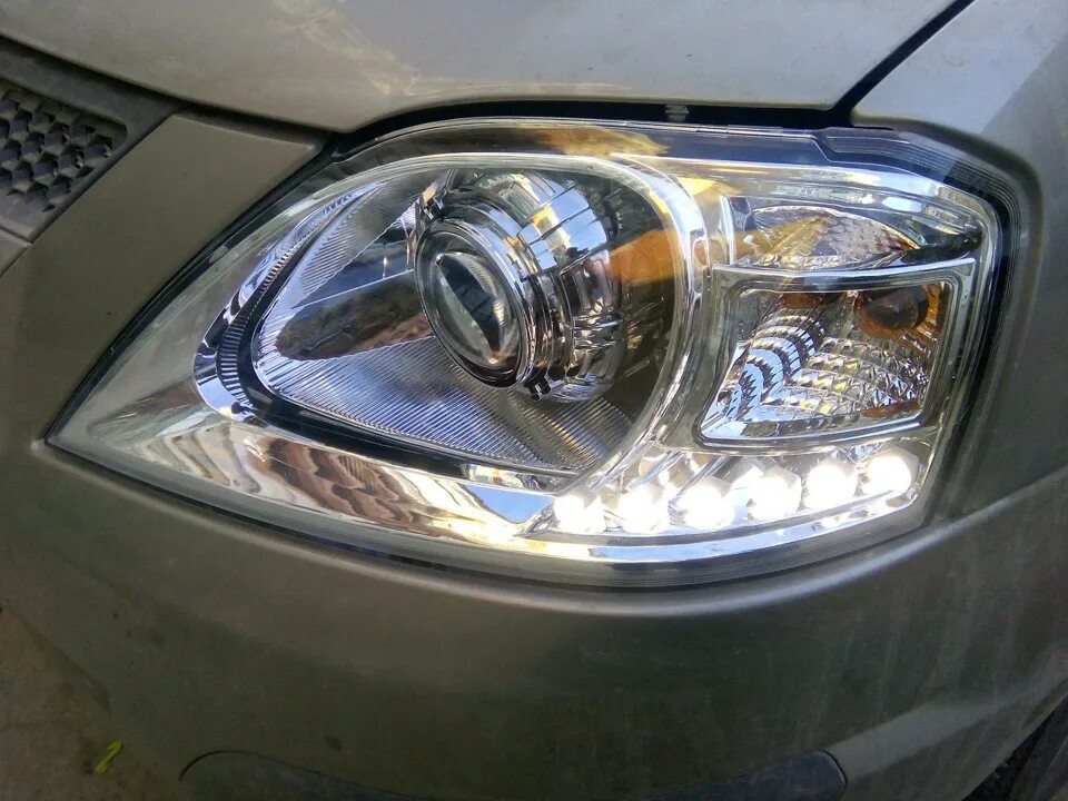 Блок фар линзованные. Линзованные фары на хендай крета. Фары ваз 2110 junyan. Фары линзовые toyota corolla 120. Фары лада калина 2 с линзами.