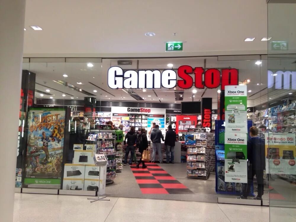 We best store. GAMESTOP игра. GAMESTOP магазин в Америке. GAMESTOP Poland. GAMESTOP Germany.