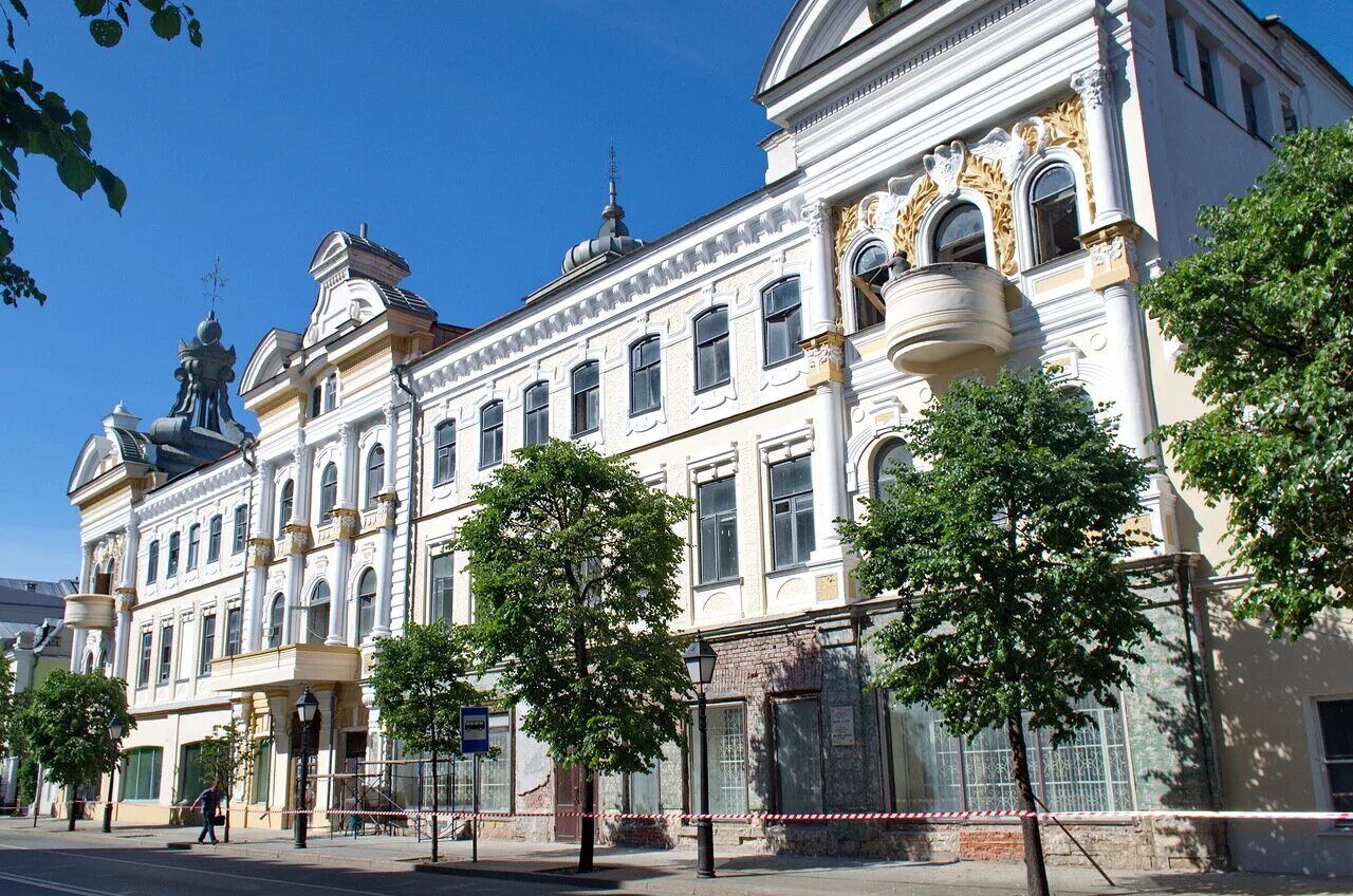 Чернояровский Пассаж Казань. Александровский Пассаж Казань. Казань улица Кремлевская Чернояровский Пассаж. Чернояровский Пассаж Казань внутри. Улица кремлевская 21 казань