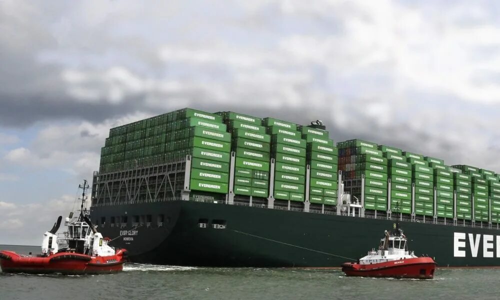 Криоазс. Rotterdam container terminal. Хатчисон-порт-роттердам. Авторынок роттердаме. Роттердам морской вокзал.