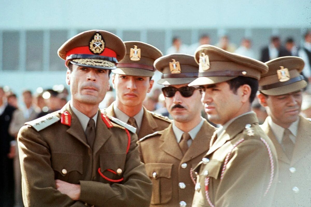 Г г офицеров. Каддафи 1969. Муамар Каддафи 1969. Ливия Каддафи 1969. Ливия Муамар Каддафи 1969.