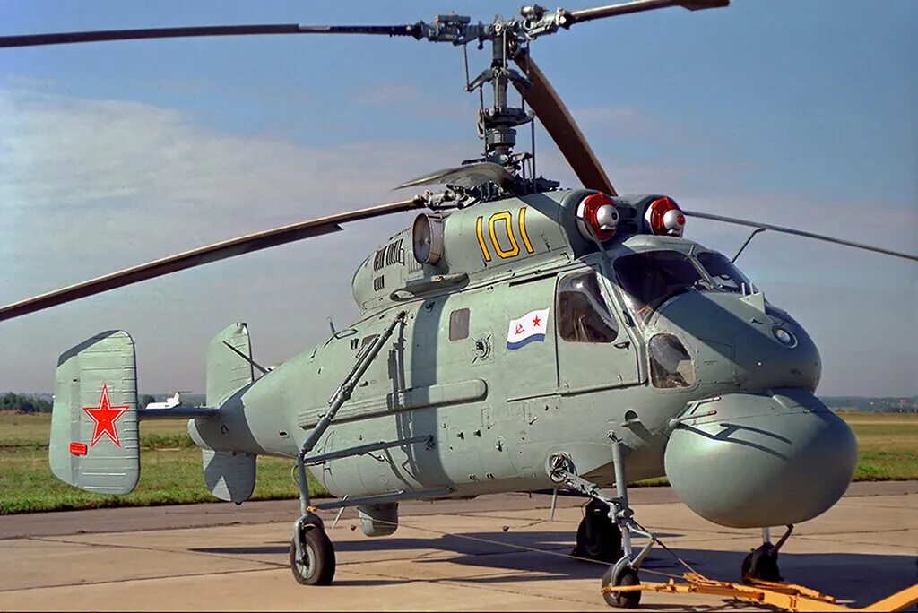 Ка no 8. Противолодочный вертолет ка-25. Вертолет Камов ка-25. Вертолет ка 25ц. Ка-25 вертолёт СССР палубный противолодочный.