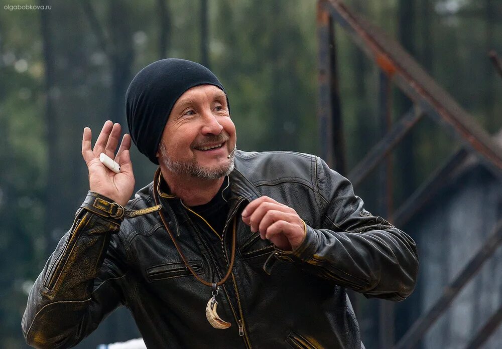 сколько лет каскадеру захаренкову. кудряшов андрей викторович актер. иншаков в фильме человек с бульвара капуцинов. каскадеры в кино. сочинение про каскадеров.