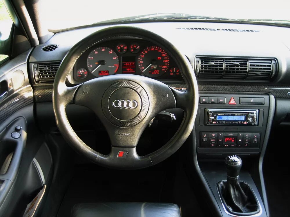 Панель ауди а4 б5 рестайлинг. Ауди s4 1999. ауди а4 1998 салон. audi a4 b5 1999. audi s4 b5 interior.