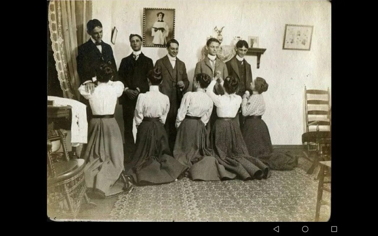 Белый танец ты меня приглашаешь. Дамы принлашают Ковалеров. Дамы приглашают кавалеров. Дамы приглашают на белый танец 1900. Демотиваторы 19 века.