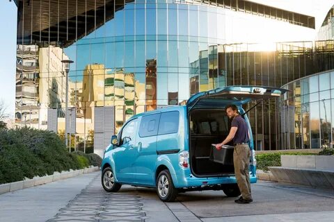 Nissan nv200