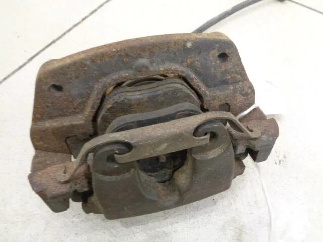 Суппорт тормозной бмв х5 е70. Суппорт бмв х5 е70. Суппорт бмв х5. Суппорт передний bmw e53. Суппорт бмв х5 е70.