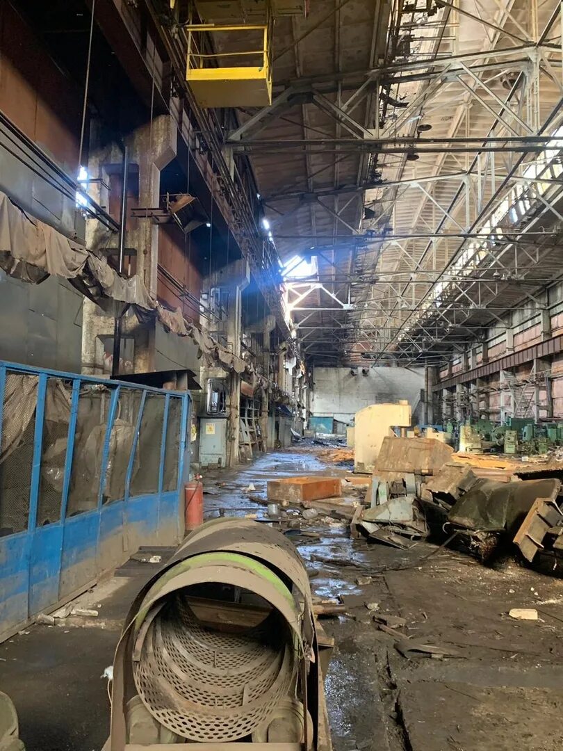 Что в дзержинске произошло сегодня на заводе. Завод химмаш дзержинск. обрушение здания в дзержинске завод химмаш. дзержинскхиммаш дзержинск. цех завода.