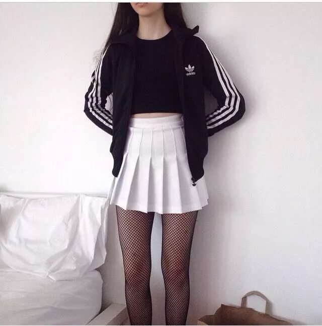 Авы девушек в юбке