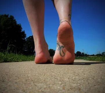 Barefoot foot