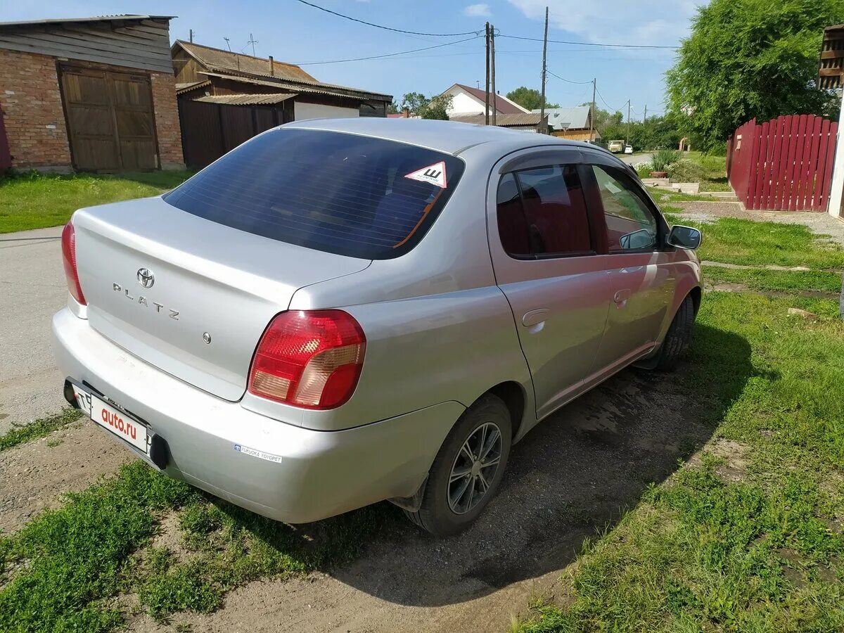 Платц 2000 года. Toyota Platz 2000. Тойота Платц 2000г. Тойота Платц 2000 года. Тойота Платц красная 2000.