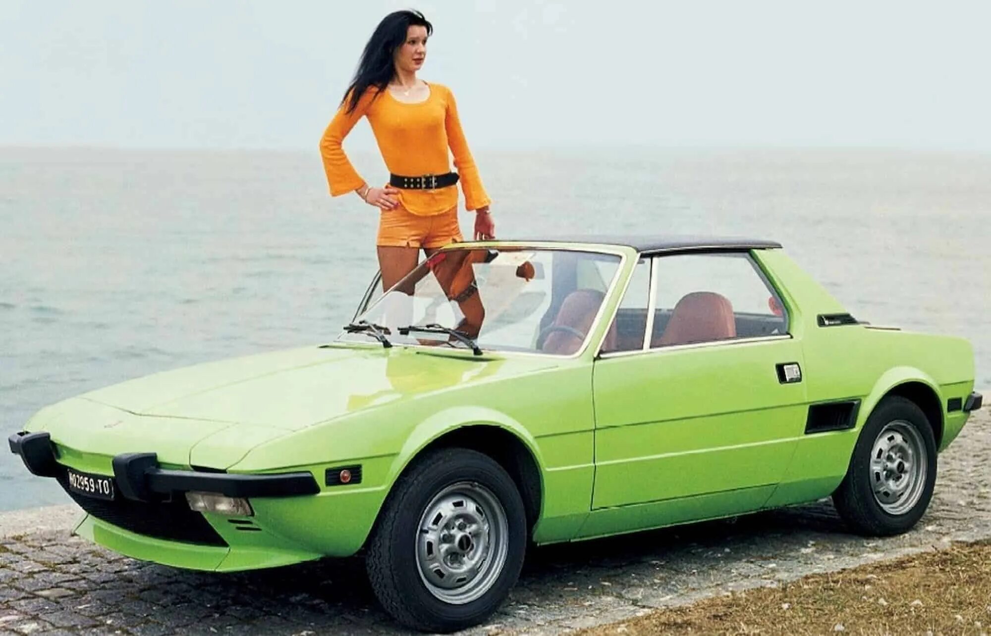 Купить фиат 1 9. Fiat x1/9 Bertone. Fiat x1/9 1972. Fiat 1/9. Fiat x19.