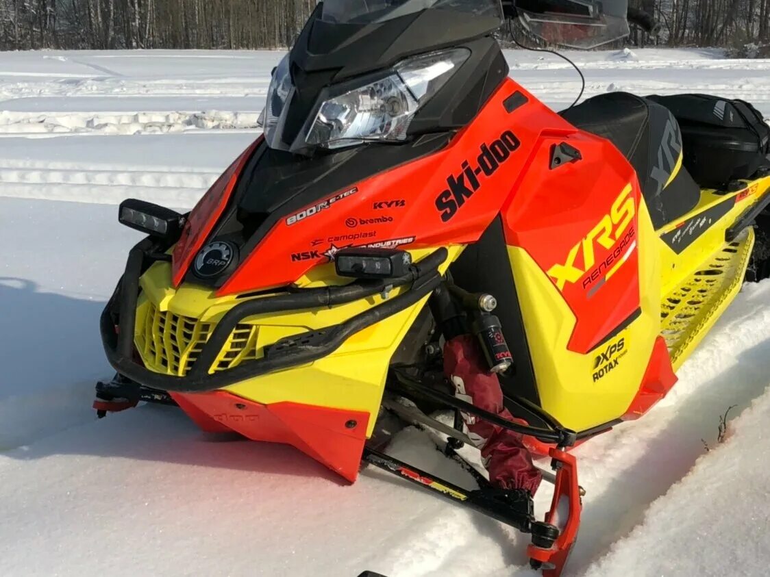 Doo renegade. Брп ренегат 800 снегоход. ski doo renegade 800 xrs. снегоход brp renegade 800. ski doo renegade 850 xrs.