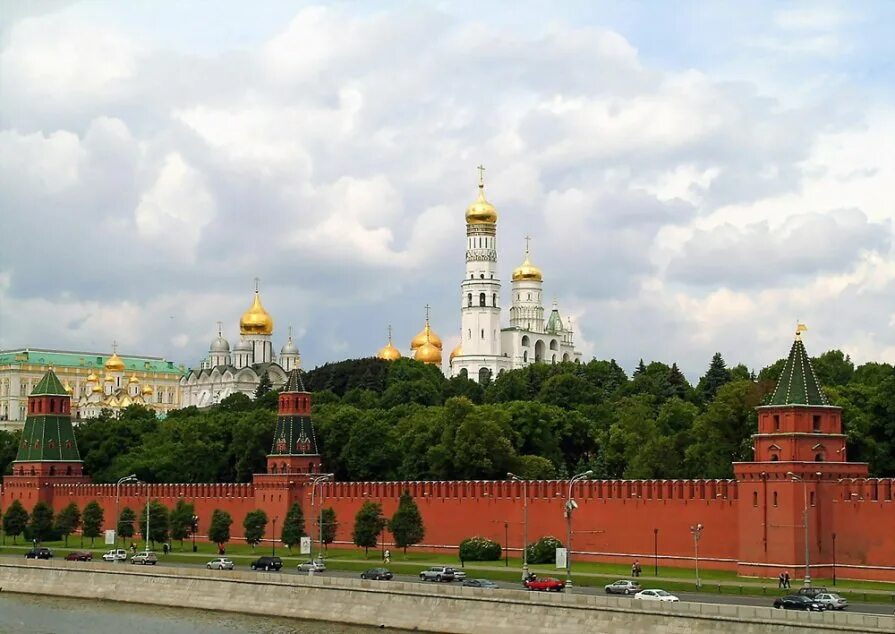 Какой кремль является московским. Московский кремль на боровицком холме. боровицкий холм в москве. кремль московский боровицкий холм реки. боровицкий холм древний кремль.