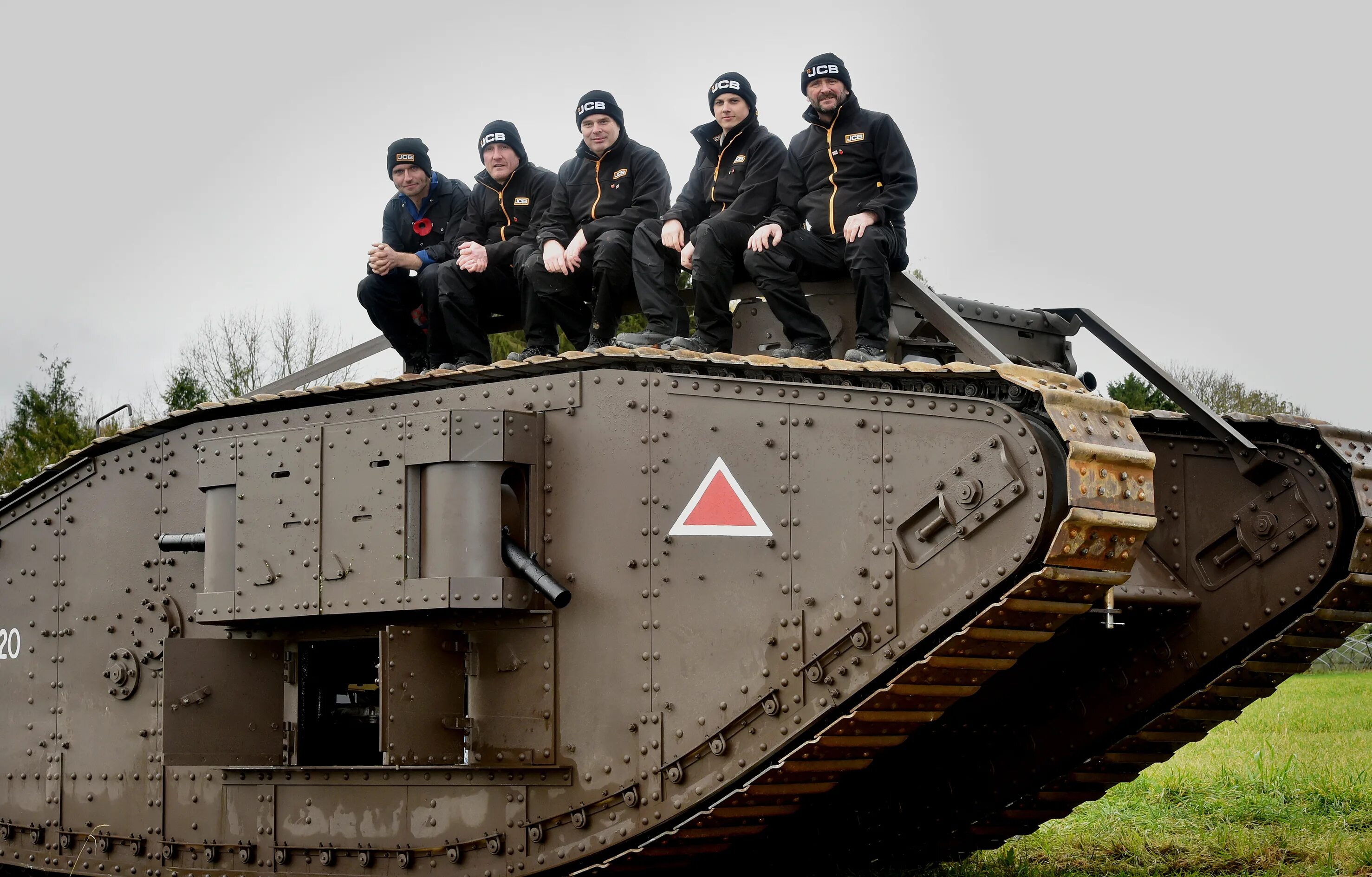 Включи машина танк. Танки Австрии первой мировой. Mark 4 танк.