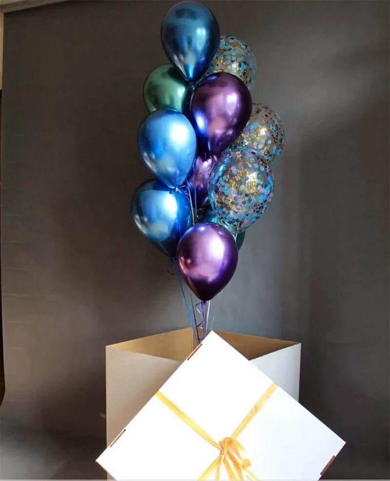 Шары в коробке. Подарочная коробка с шарами. Коробка сюрприз с шариками.