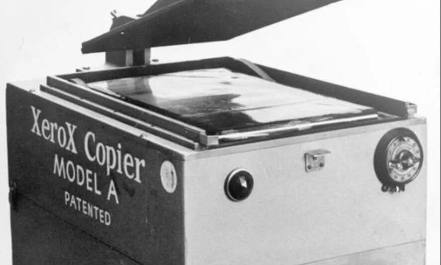 Электрографические копировальные аппараты. Копировальный аппарат Xerox 1949. Xerox первый копировальный аппарат. Самое первое ксерокс Chester Carlson. 1938 Chester Carlson ксерокопия.