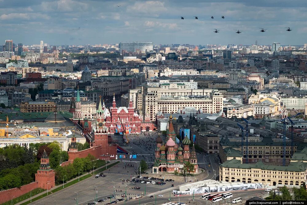 Гиб москва. Манежная площадь с высоты птичьего полета. Москва Тверская с высоты птичьего полета. Красная площадь Васильевский спуск. Центр Москвы с высоты птичьего полета Замоскворечье.