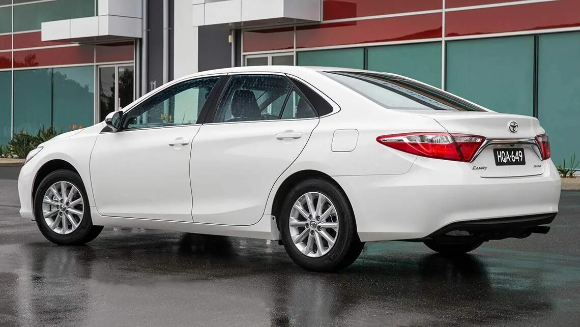 Toyota Camry седан. Toyota Camry 2015. Новая Тойота Камри. Toyota Camry 2015 Price.