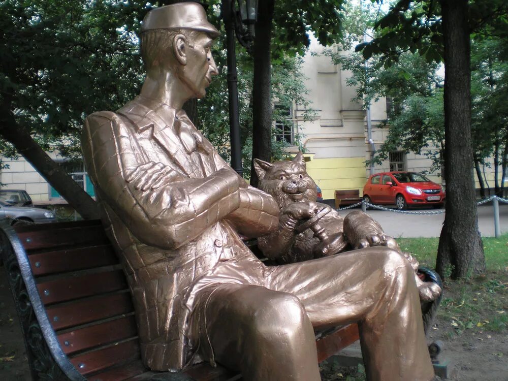 Памятник коту бегемоту и Коровьеву Москва. Памятник бегемоту в Москве на Патриарших прудах. Кот Бегемот на Патриарших прудах. Памятник коту бегемоту на Патриарших прудах.