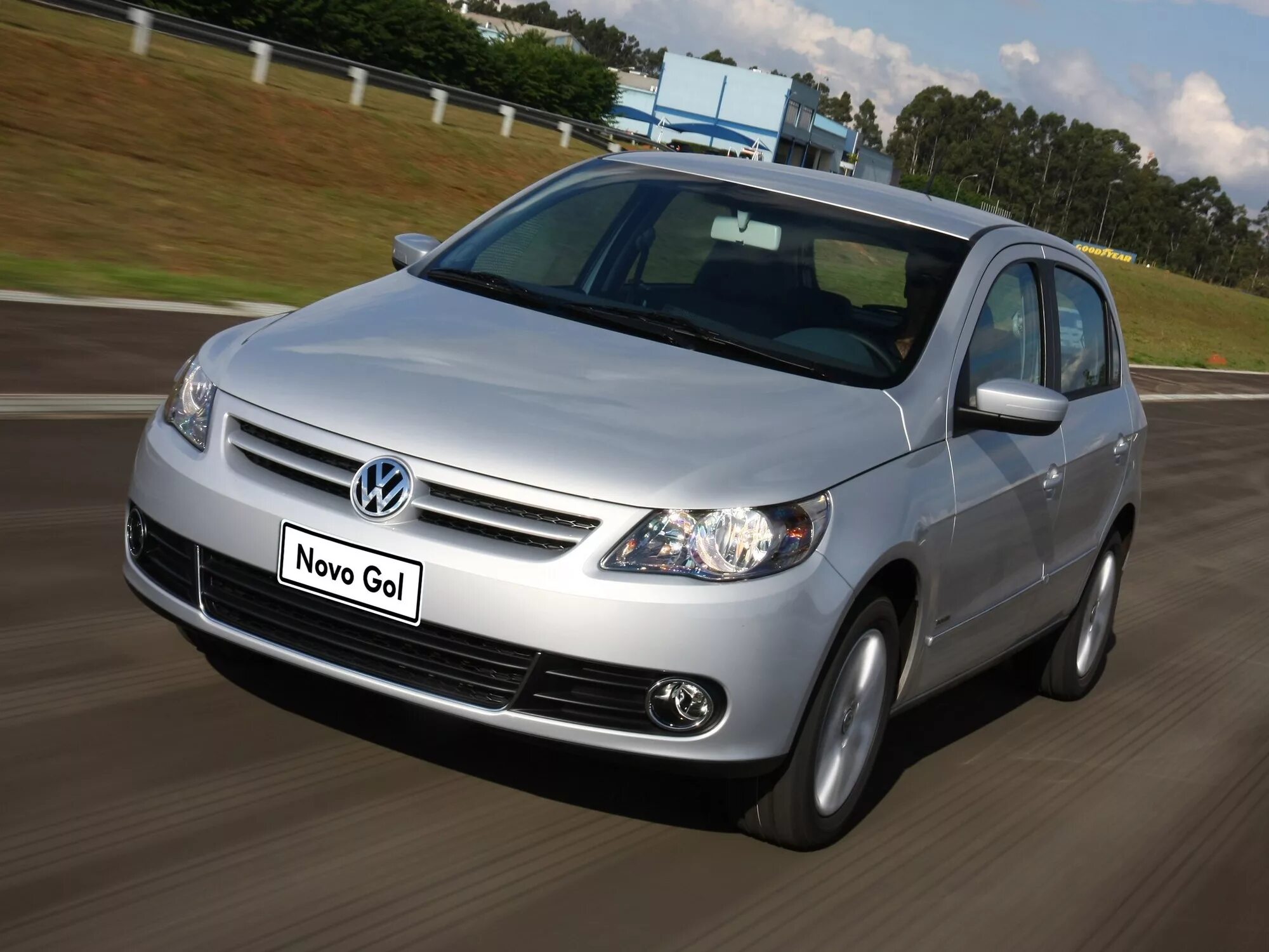 Фольксваген в12. Тигуан фольксваген 12г. Фольксваген гольф 2002 года фото. Фольксваген тигуан 2011 года. Фольксваген гольф хэтчбек 2011.