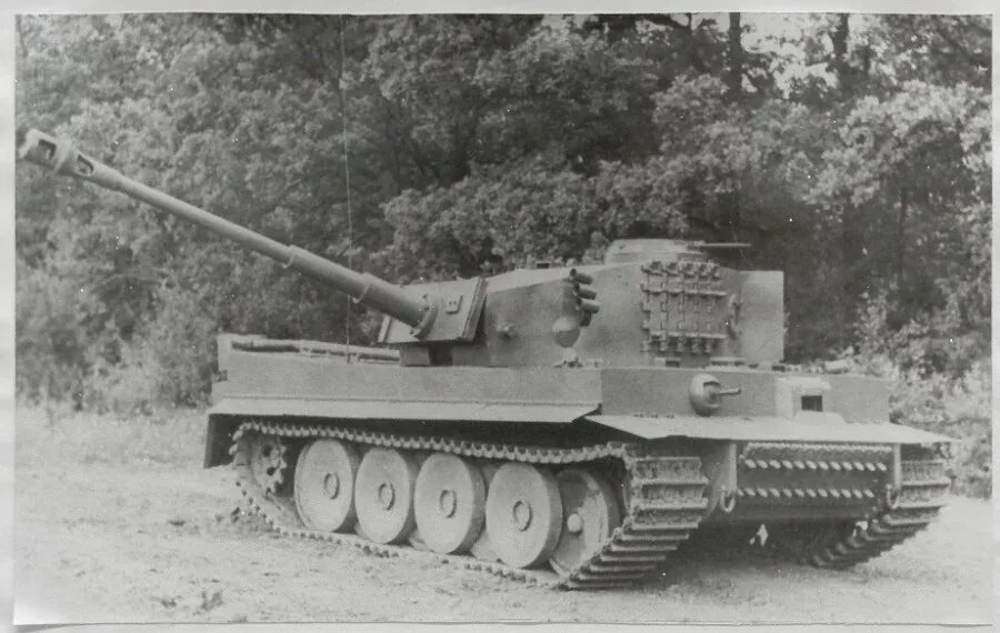 Немецкие танки в советских фильмах. Танк тигр т44. Танк тигр 44. Танк тигр Мосфильма. Тигр танк из т44.