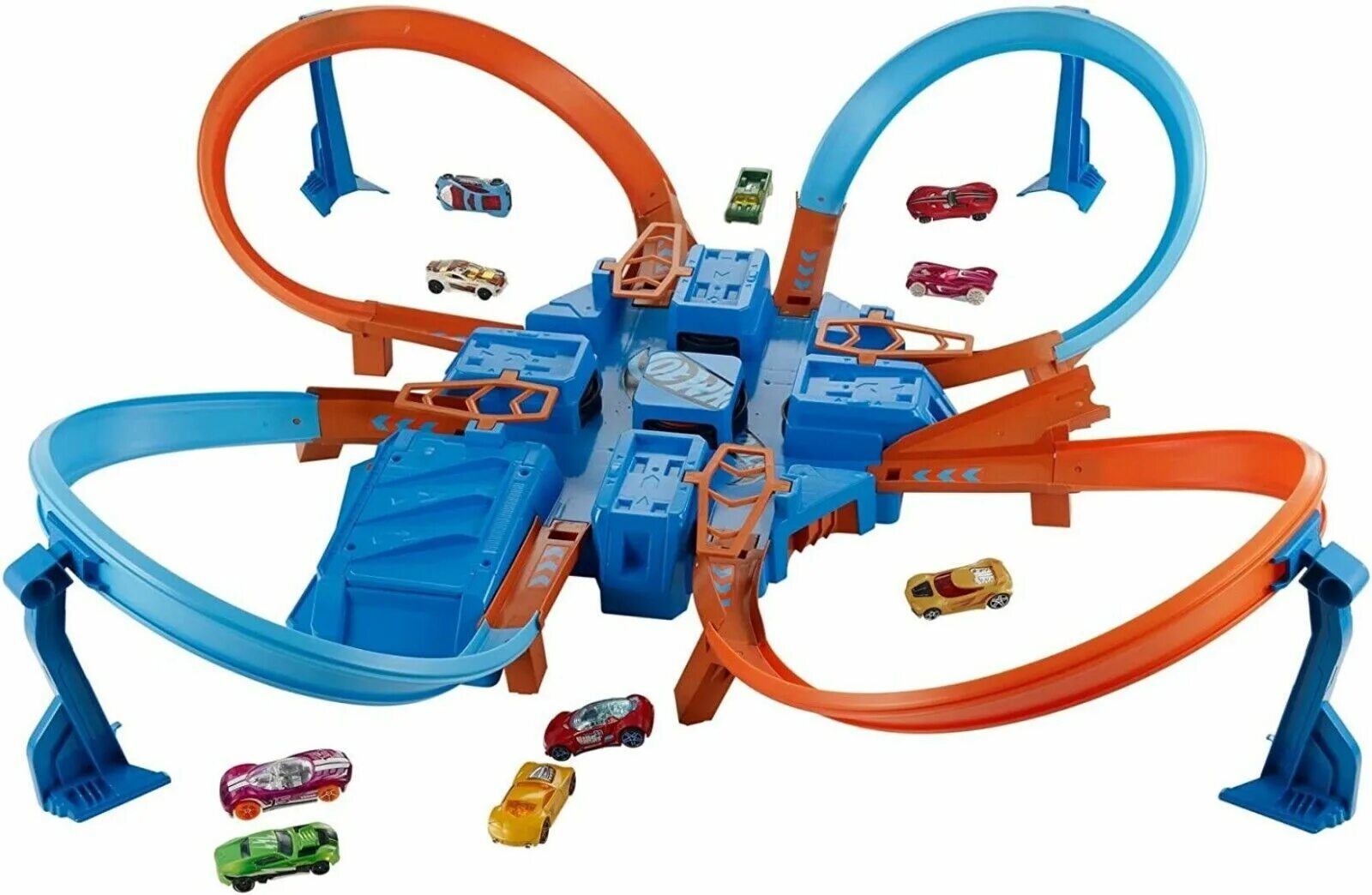Hot wheels дети играют. Трек hot Wheels перекрестное столкновение dtn42. Игрушки хот Вилс треки. Трек hot Wheels carrying Case Slot track Set 83121. Трек хот Вилс парковка.