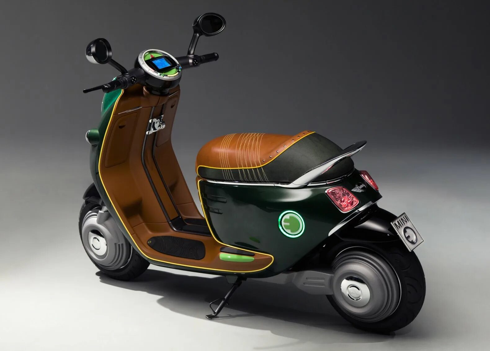 Скутер транспортное. Mini Scooter e Concept w388. Электроскутер Веспа. Motoroller скутер электрический. Электро мопед Vespa.