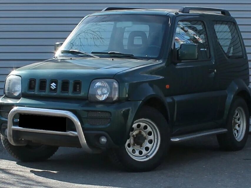 Сузуки джимни б у купить. Suzuki Jimny 1.3 at. Сузуки Джимни Сиерра. Suzuki Jimny Sierra 2013. Suzuki Jimny 3 дверный.