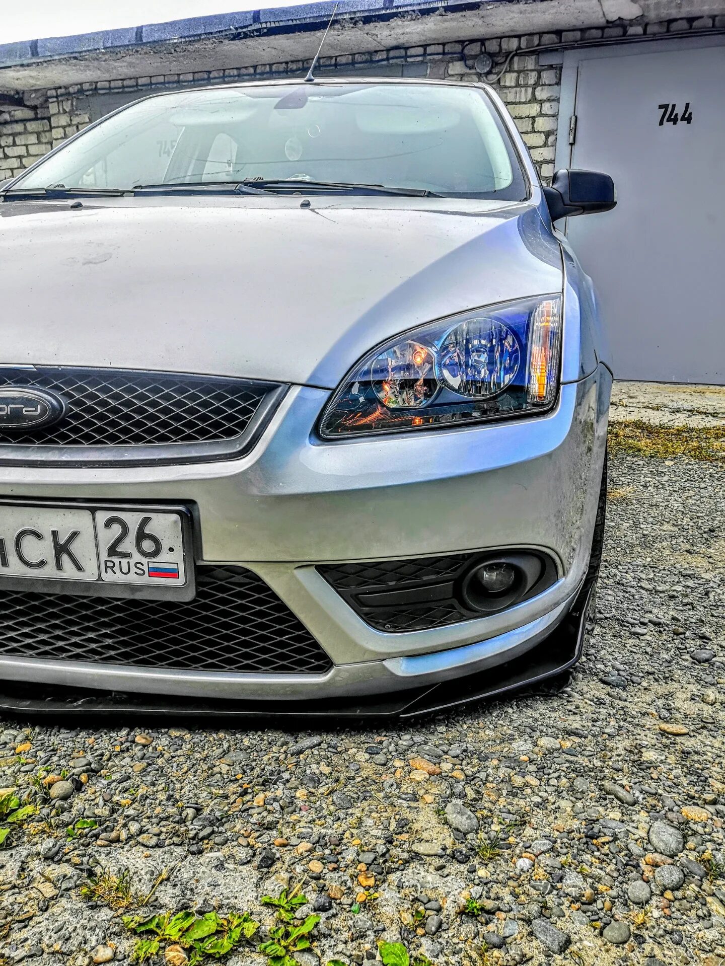 Бампер фф2. Форд фокус 2 сплиттер на бампер. ford focus 2 рестайлинг сплиттер универсальный. сплиттер на форд фокус 2 дорестайлинг. форд фокус 2 сплиттер сплиттер рестайлинг.