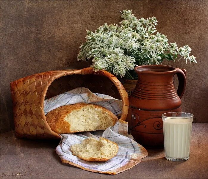 загадка над бабушкиной избушкой висит хлеба. расстелю рогожку насыплю горошку положу хлеба краюшку. загадка про краюшку хлеба. найди в тексте и запишите предложения. без хлеба.