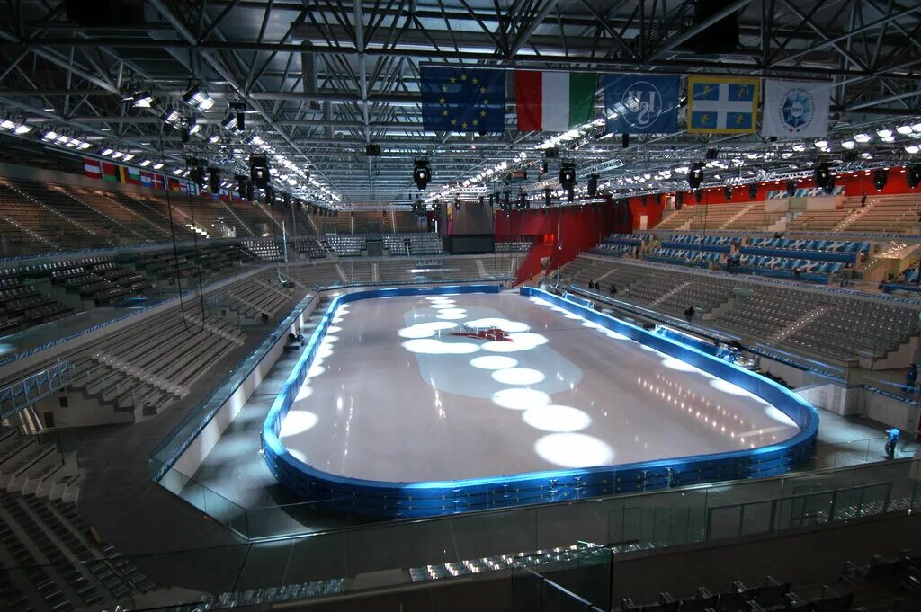 Каток русский лед в сормовском парке. Лёд 3. Ice 3d. Светодиодный модуль 2835 3led с линзой. Каток мещера нижний новгород стадион.