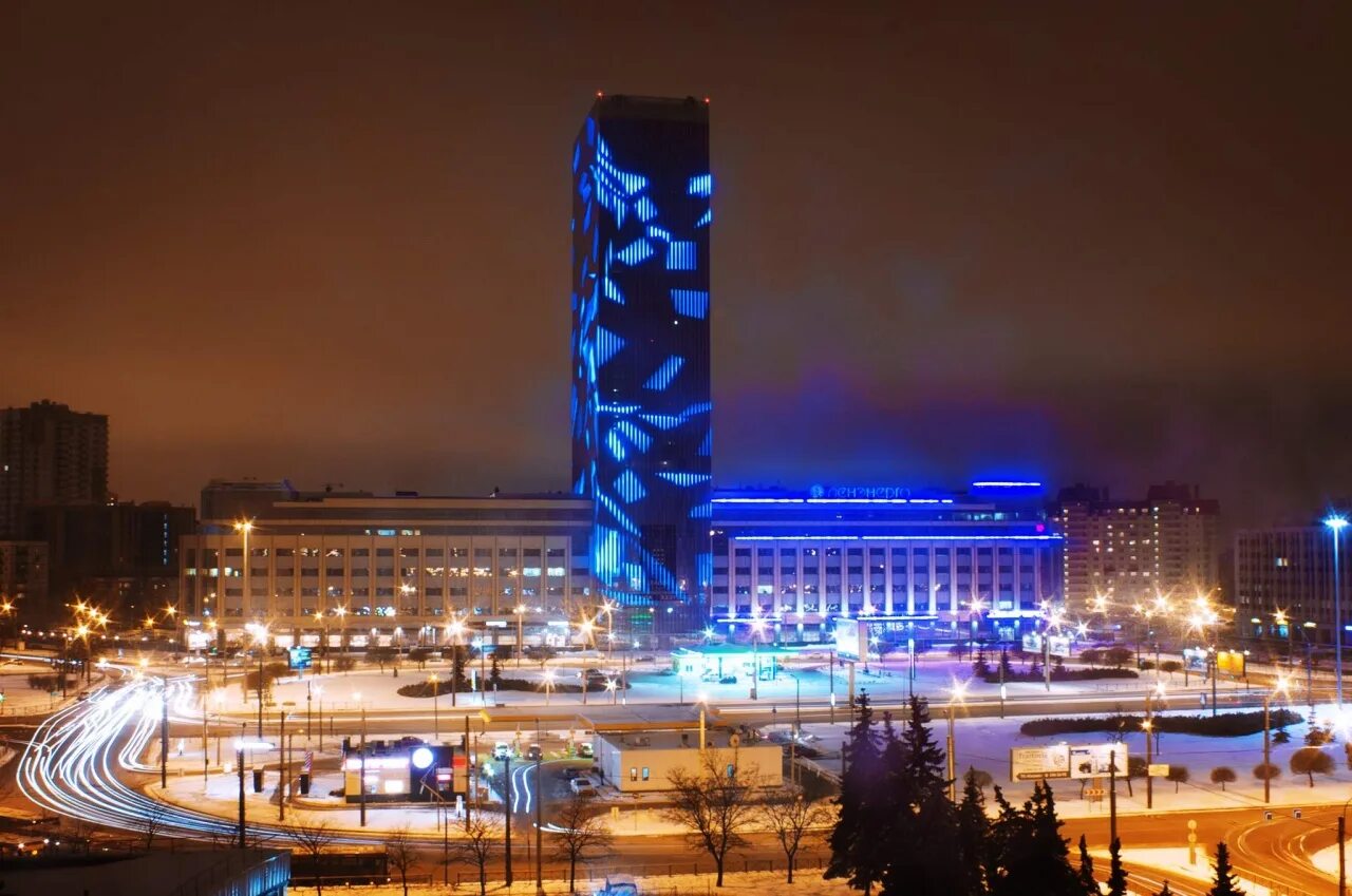 Лидер тауэр санкт-петербург. Площадь конституции 3 корпус 2. Площадь конституции д2. Небоскреб лидер тауэр в спб. Лидер тауэр санкт-петербург.