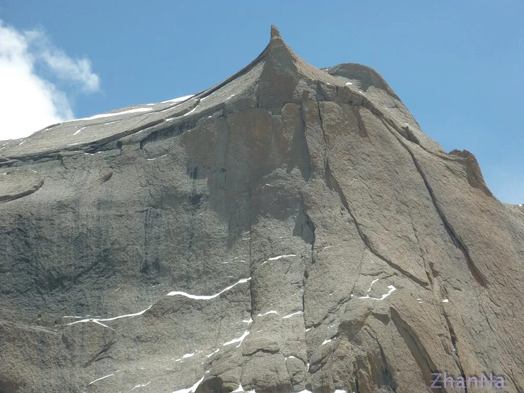 гора зеркало горячий ключ. гора зеркало горячий ключ. зеркальная гора. зеркальная гора. гора кайлас в тибете зеркала.