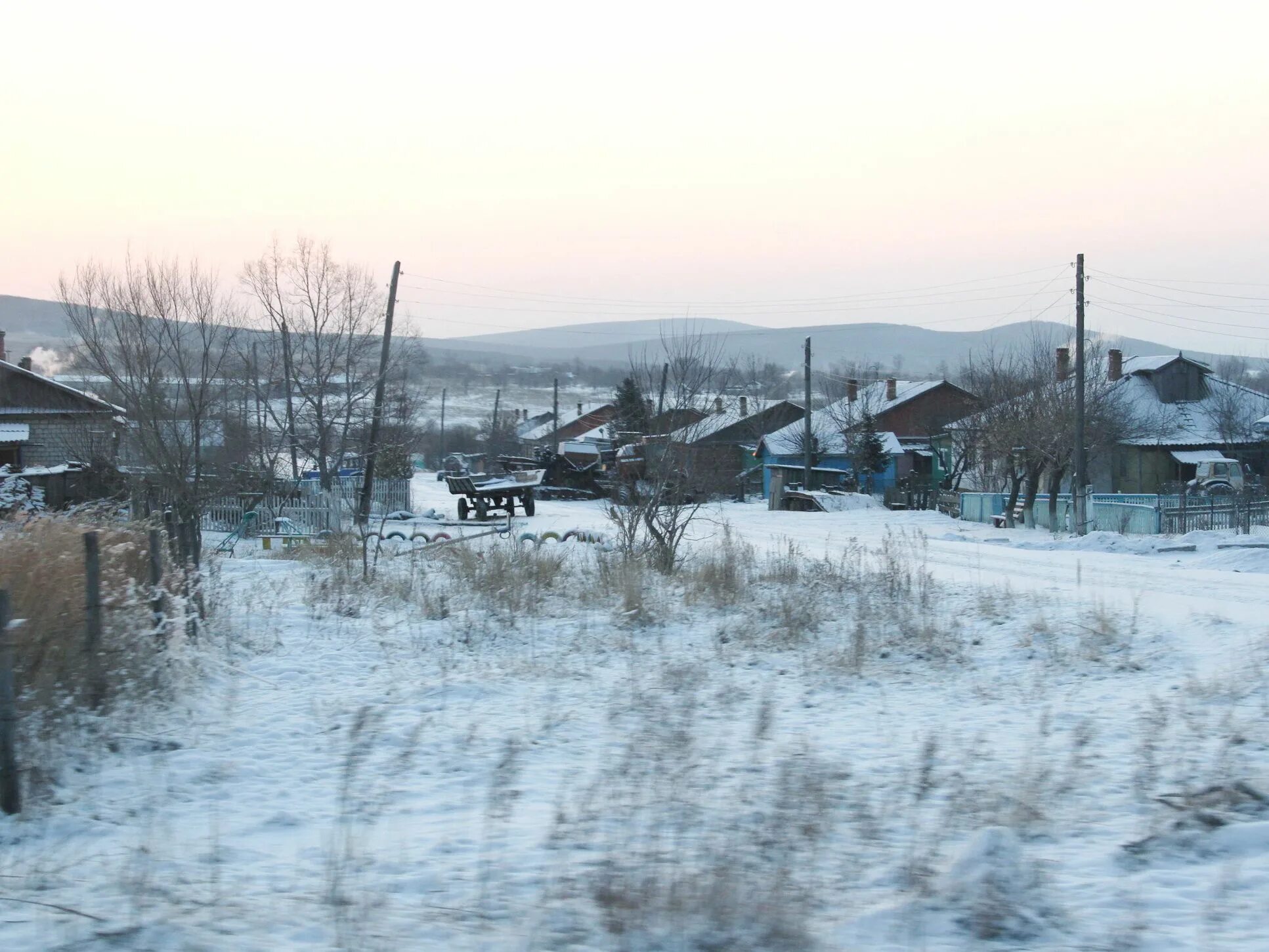 Село пограничный приморский край. С Жариково пограничный район Приморский край. Село Жариково пограничного района Приморского края. Стэла Жариково пограничный район. Село Сергеевка Приморский край пограничный район.