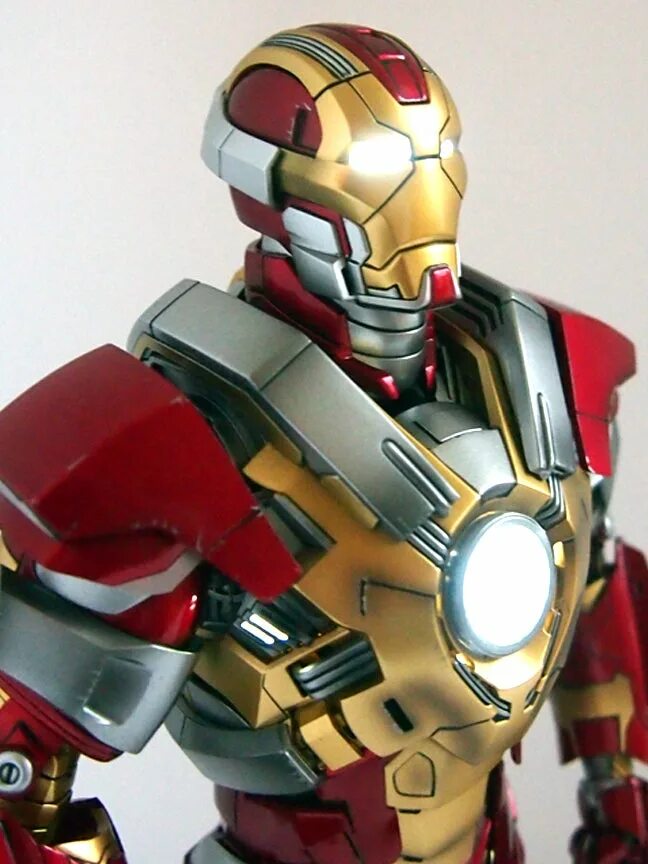 Mark 17. Hot Toys Iron man Mark 17 Iron man 3.