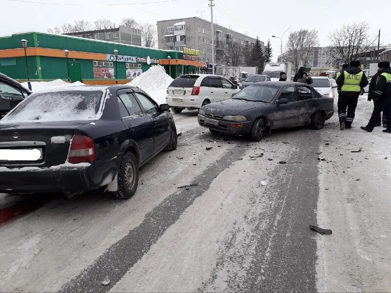 Противостояние авто. Новости бердск сегодня последние происшествия. Новости бердск сегодня последние происшествия. Ниссан либерти дтп. Новости бердск сегодня последние происшествия.