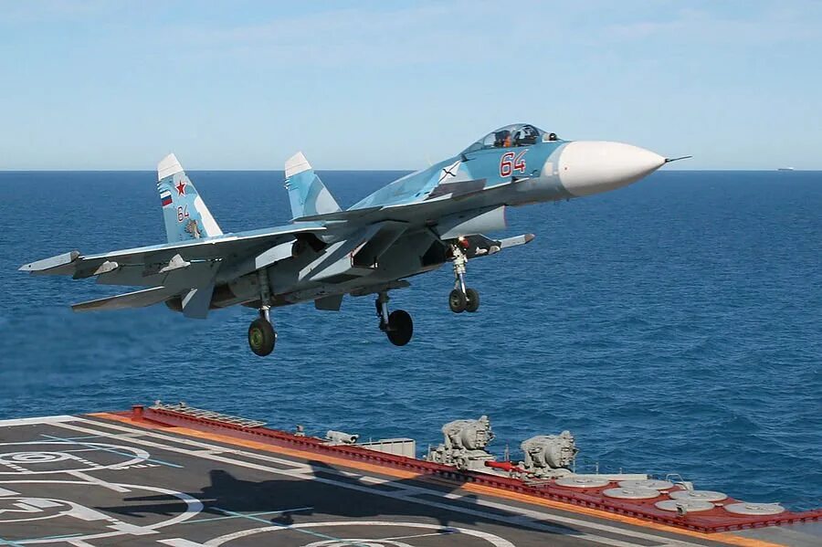 Су 33 авиация морская. Vfa-141. Су-33 палубный истребитель. A-18as самолет. Палубная авиация картинки.