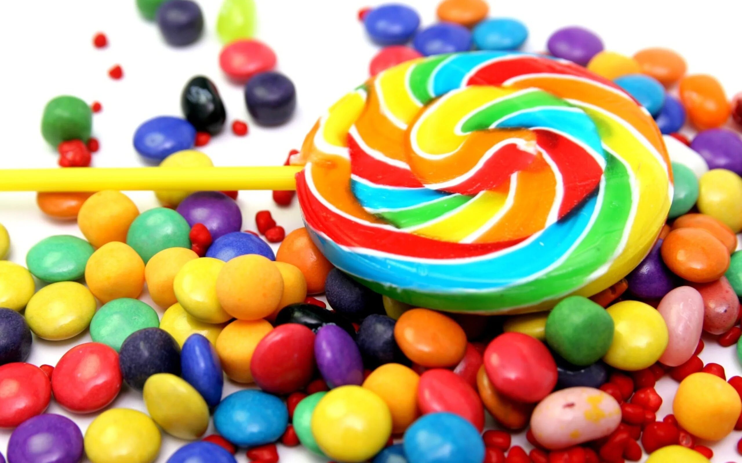 Candy robbs