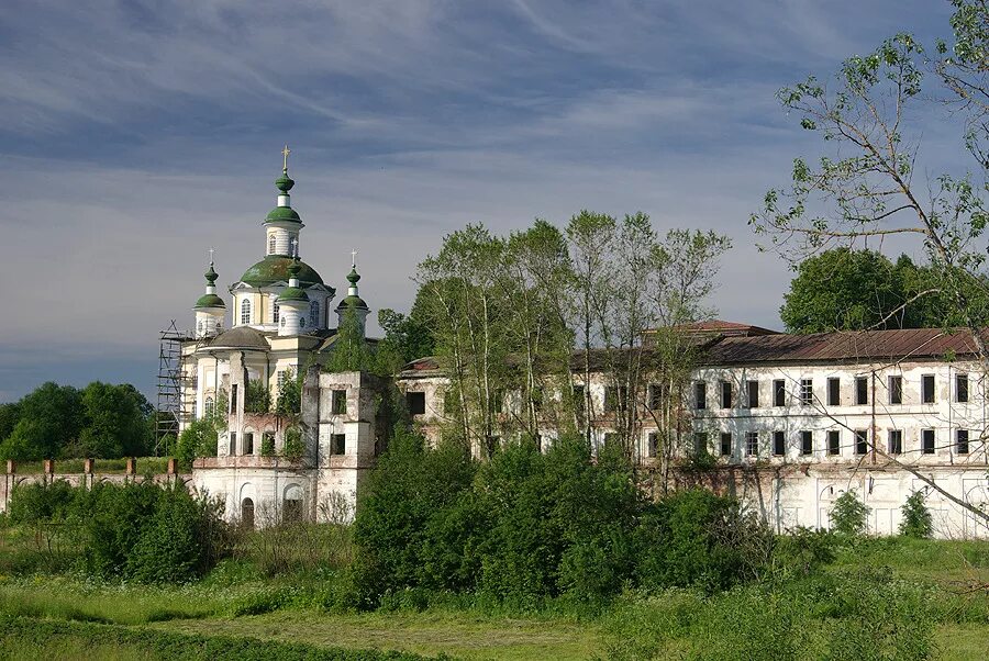 Спасо-Суморин монастырь Тотьма. Курорт Тотьма. Тотьма Вологодская область. Спасо-Суморин монастырь Тотьма внутри. Никольское тотемского района вологодской области