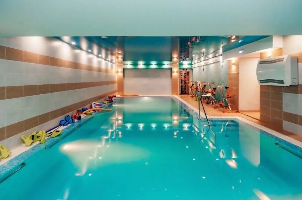 Акваклуб жемчужинка омск. Акваклуб приморские бани. Аква клуб вологда благовещенская 74. Релакс вологда. Благовещенская 74 вологда бассейн.