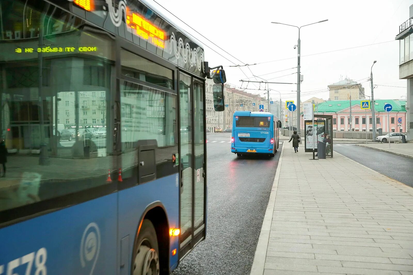 Остановки автобуса м3 в москве. Московский автобус магистраль. Сеть общественного транспорта Москвы. Остановка транспорта. Автобусная сетка.