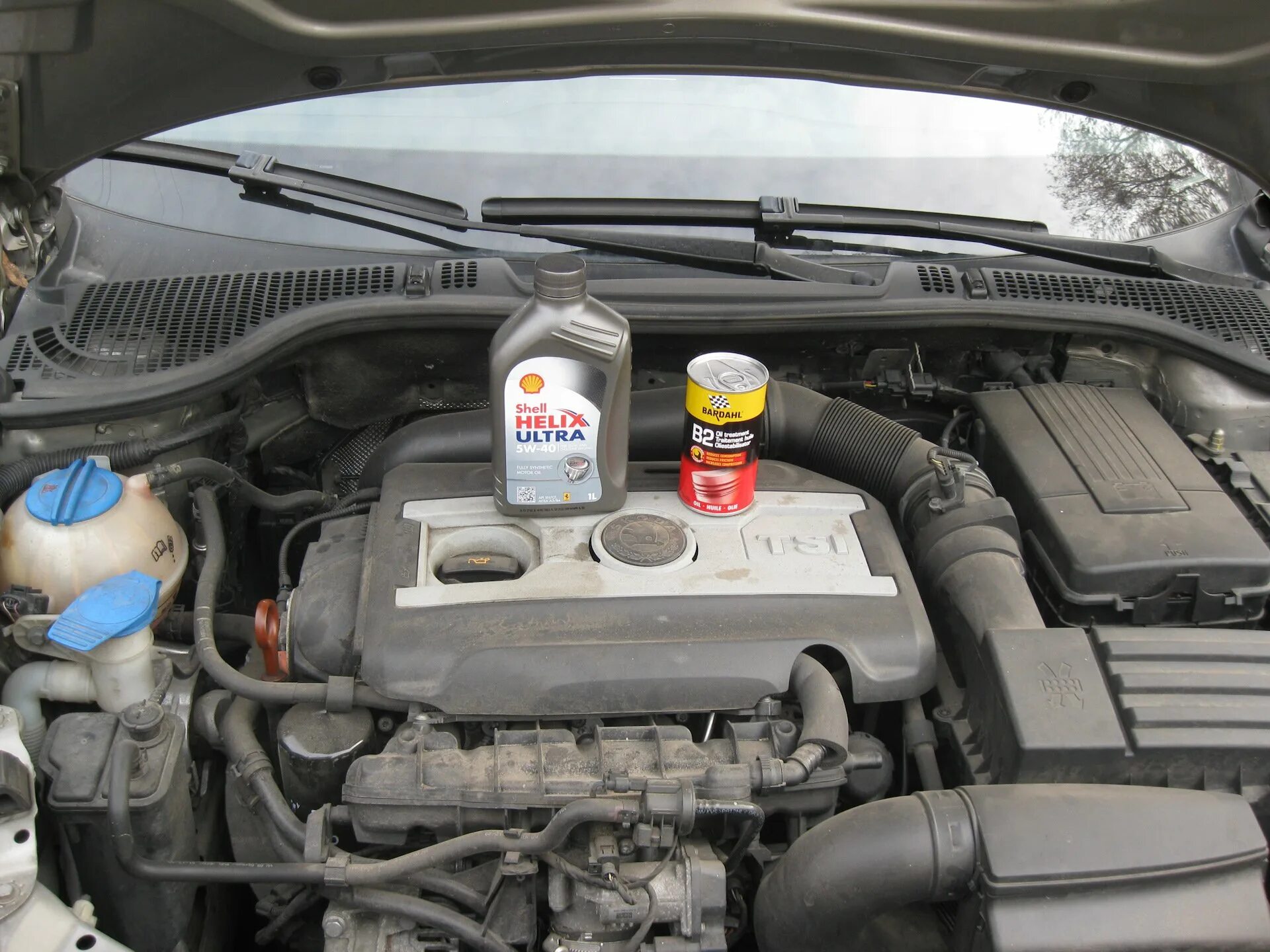 Шкода а5 сколько масла в двигатель. Шкода а5 1.8 tsi.